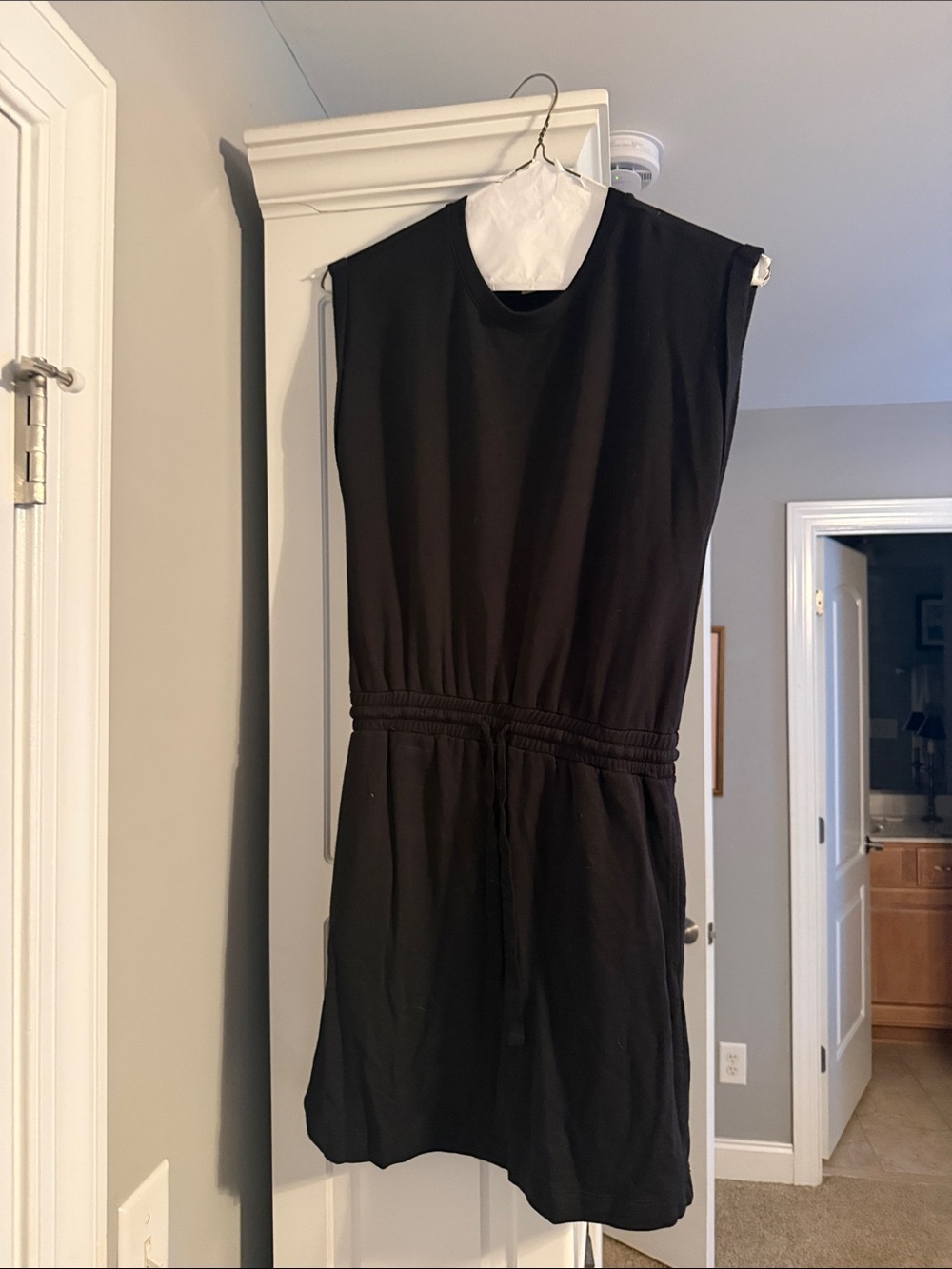Classic Black Sleeveless Women’s Dress